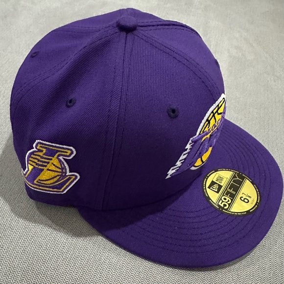 Men's Los Angeles Lakers New Era Purple Multi 59FIFTY Fitted Hat - Picture 8 of 13